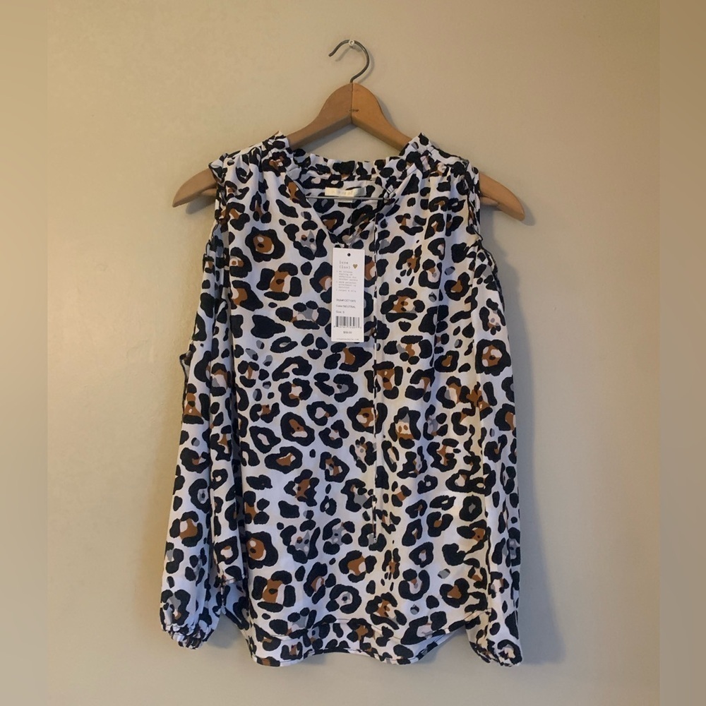Cooper & Ella cut out top blouse shirt Leopard mob wife
Party